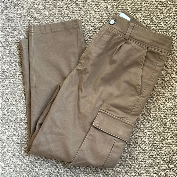 Men's Brown Cargo Pants - Picture 3 of 3